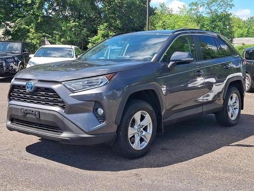 SUV
